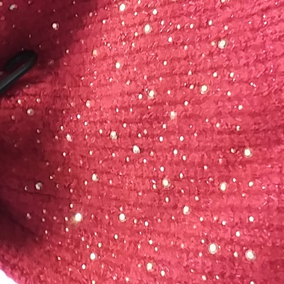 Nine West red sparkly winter hat w/ pom pom - Picture 2 of 5